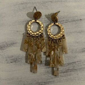 Women’s earrings